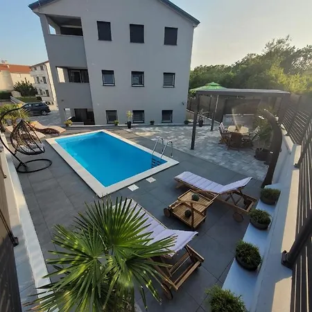 Lo&ti Appartement Čižići